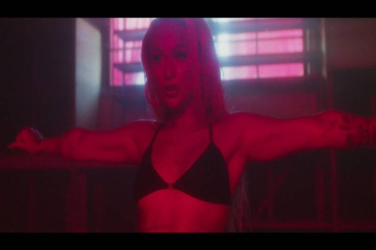 DaniLeigh Makes Some Indecent Proposals In 'Baby Say'
