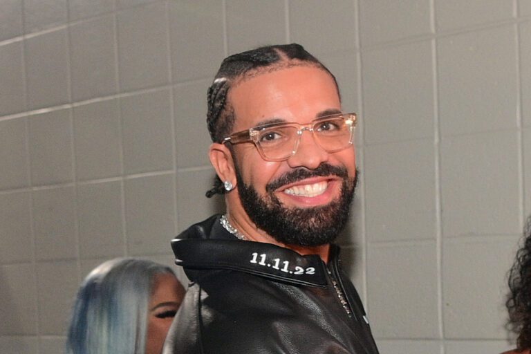 Drake Makes Confusing Flex About Private and Public Bathrooms