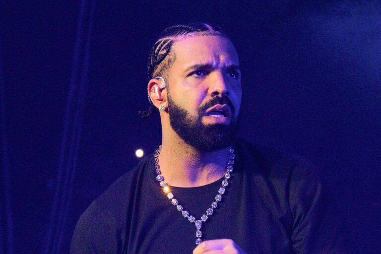 Drake Sued for $10 Million for Using a Rapper’s Voice on Song