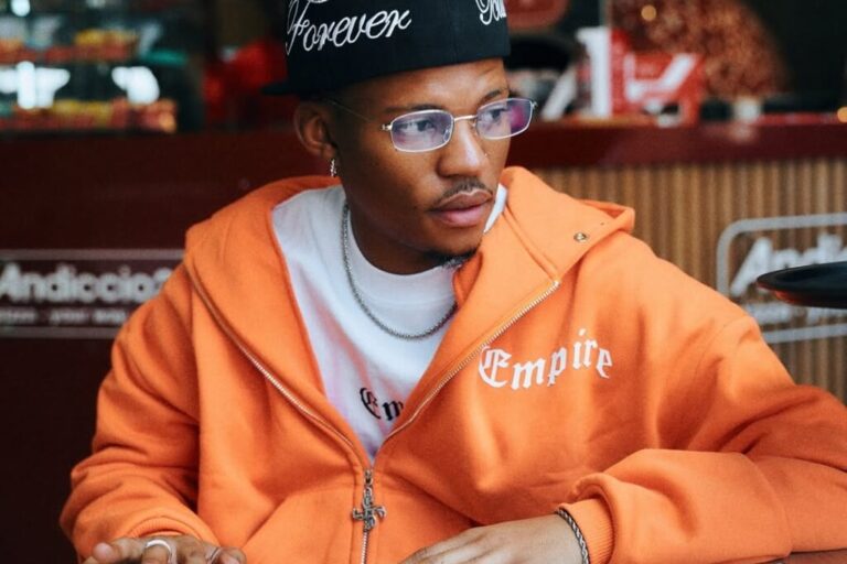 Loatinover Pounds Drops Mamazala  Video Featuring 25K